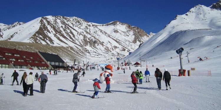 ⛷️Daniel Scioli dio por inaugurada la temporada invernal en Malargüe