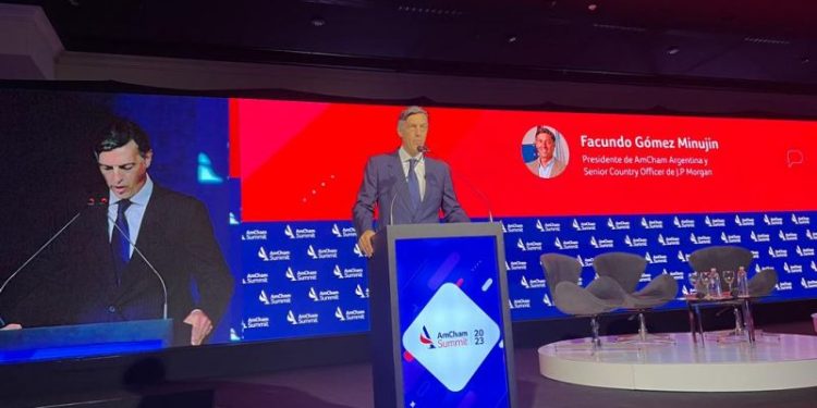 El establishment, entre la euforia por “una nueva era” y el temor al caos