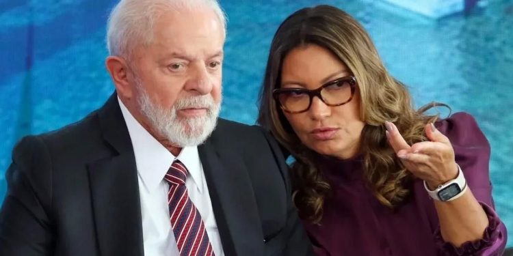 Crece la polémica en Brasil por el protagonismo político de la primera dama y se acentúan las tensiones internas en el gobierno de Lula