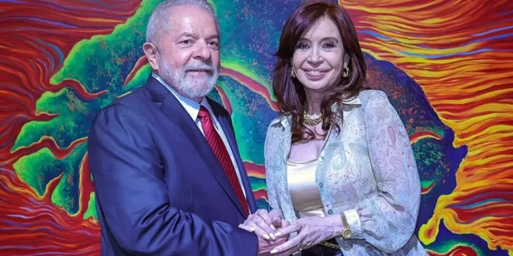 Lula reveló que Cristina Kirchner lloró al comunicarle su solidaridad por la prisión domiciliaria. ¿Foro de San Pablo en acción?