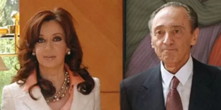 Mendoza: “Magnetto mafioso”, la pancarta que apareció en el Nudo Vial tras la ratificación de la condena a CFK
