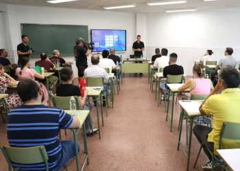 El sindicato STE denuncia que las oposiciones a docente se realizan en «aulas hostiles» por el intenso calor