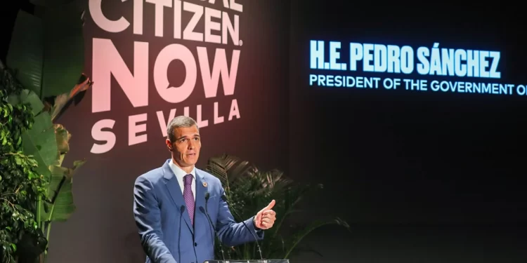 Sánchez adopta un perfil bajo con Trump en el arranque de la cumbre de financiación al desarrollo