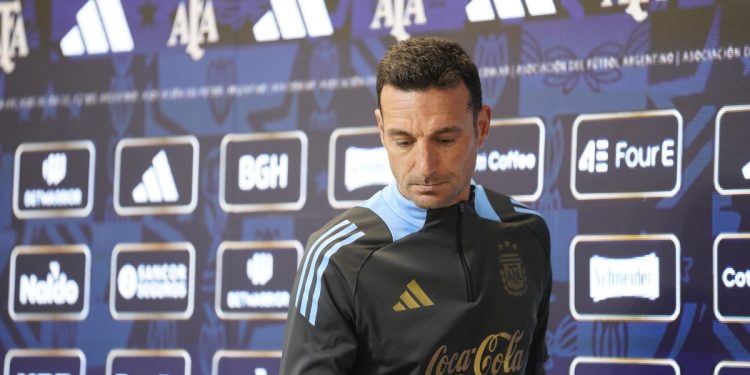 Scaloni y su futuro en la Selección: “Me gustaría dirigir un club, pero no lo sé en el corto plazo”