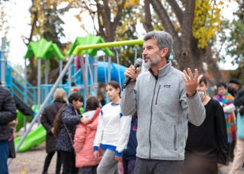 Ulpiano Suarez dejó inaugurada una remodelada plaza de la Sexta Sección junto a vecinos