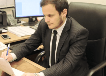 Escándalo sin precedentes sacude al Poder Judicial  e involucra a dos jueces: pornografía infantil, fuga tras choque y presunto encubrimiento