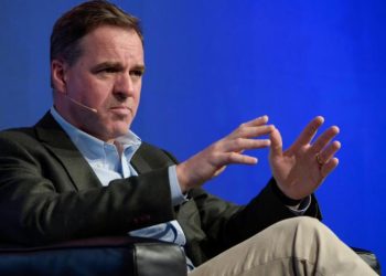 Javier Milei elegido persona del año por el reconocido historiador britanico Niall Ferguson, quien cataloga su gestión como “extraordinaria”