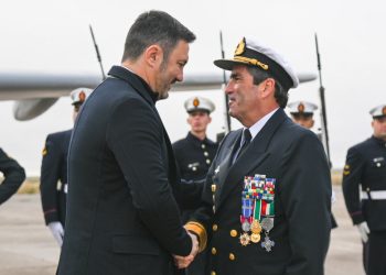 Petri desplazó a los directores militares del IOSFA para colocar figuras más dóciles tras las fallidas gestiones de sus aliados Sagás y Fiochi.