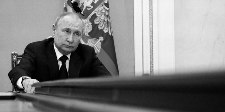 Putin impulsa un recambio generacional en el poder ruso ante un posible giro diplomático con Estados Unidos