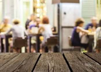 Adiós a otra costumbre típica en hostelería: la polémica decisión que afectará a clientes de bares y restaurantes