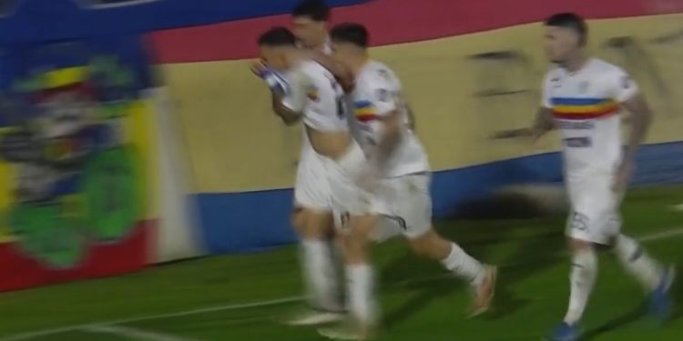 Colegiales ganó y hundió a un Cervecero que no levanta en el Nacional