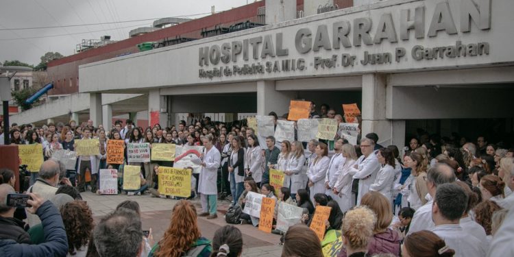 Continúa en crisis el Hospital Garrahan: “Seguimos esperando una propuesta seria”