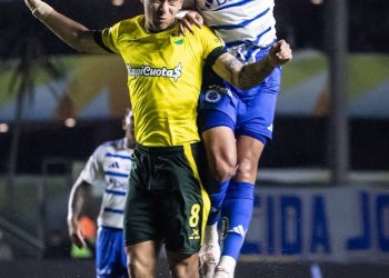Defensa comenzó con el pie derecho en la Vitória Cup: le ganó 1-0 a Cruzeiro