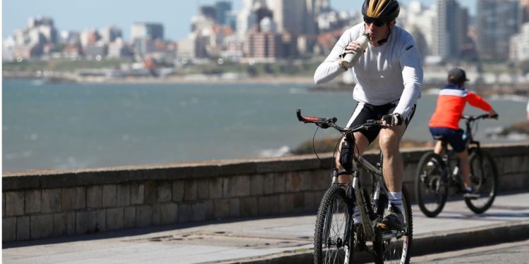 Dónde podés hacer surf, escalada, saltar y andar en bicicleta estas vacaciones