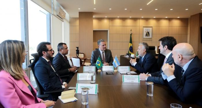 En Brasil, Cornejo busca potenciar las exportaciones “con socios que valoren el desarrollo sostenible”