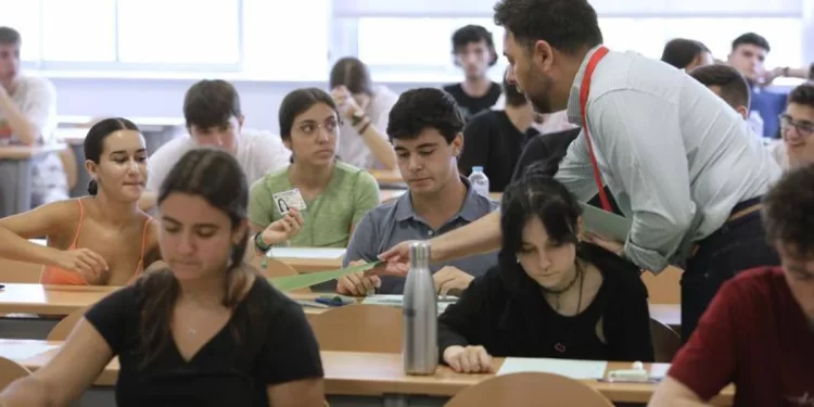 Economía Azul, Inteligencia Artificial, Ciberseguridad… estos son los nuevos grados que se podrán estudiar en Andalucía desde septiembre