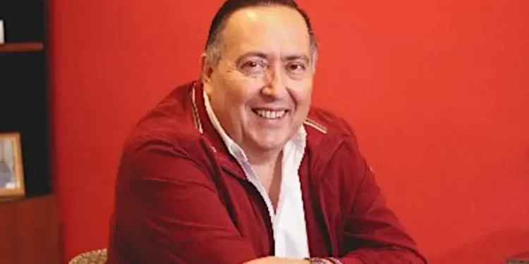 Milei asiste al cierre del Congreso Evangélico organizado por el pastor aliado Jorge Ledesma, de estrecho vínculo con Capitanich y Zdero