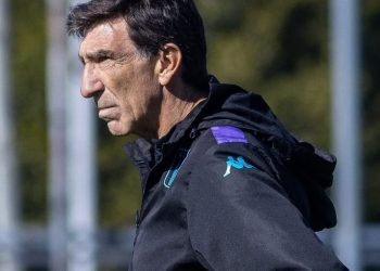 La formación de Racing contra Riestra: muchas bajas y un debut
