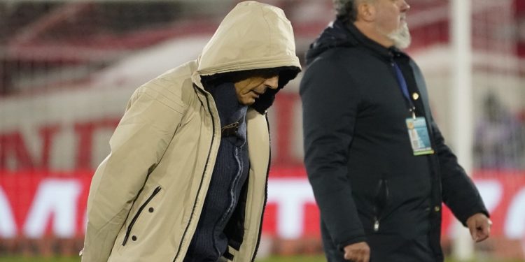 La insólita explicación de Russo sobre el cambio de Merentiel