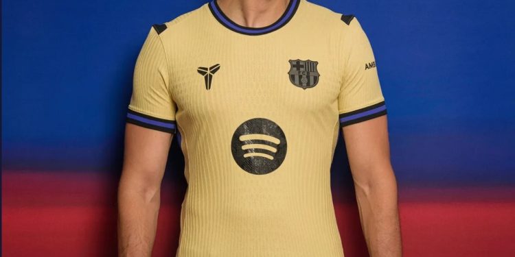 La nueva camiseta del Barcelona y su homenaje para Kobe Bryant