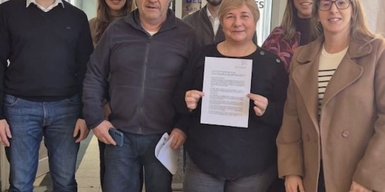 La podóloga que asesora a Hebe Casado, de paseo por San Rafael para criticar el desdoblamiento de las elecciones