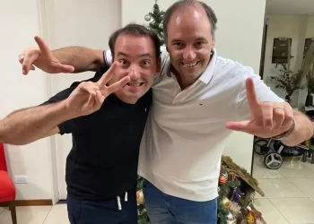 Las perlitas del cierre de listas en La Plata: el hermano de Adorni y un ex senador del PRO con LLA