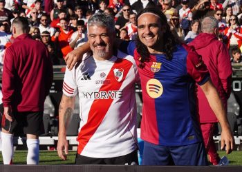 Lo más destacado del partido de leyendas entre River y el Barcelona: el gol de Ortega, un emotivo momento junto al Beto Alonso y ovaciones a montones