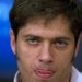 Kicillof ejecuta una purga “soviética” en la Policía Bonaerense por supuesta afinidad política con un candidato libertario
