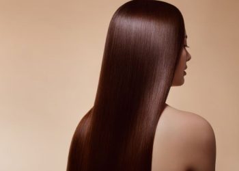 Ni planchita Ni Keratina: el Ingrediente natural que deja el cabello lacio y brillante de manera natural