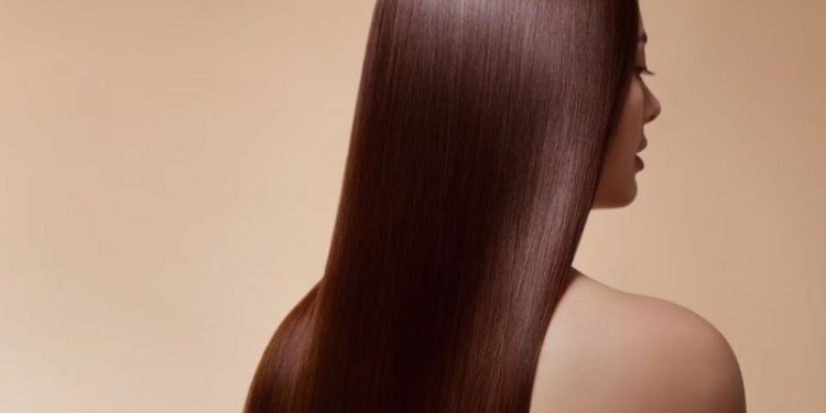 Ni planchita Ni Keratina: el Ingrediente natural que deja el cabello lacio y brillante de manera natural
