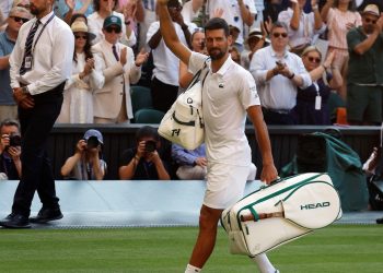 Novak Djokovic brindo homenaje a Guillermo Vilas en Wimbledon