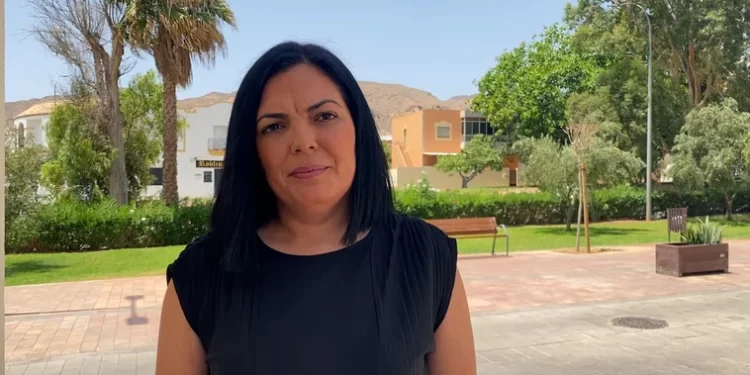 Raquel Pérez: «Durante ocho segundos todo se zarandeaba y hemos saltado de la cama»