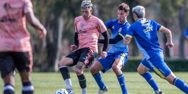 Últimos ajustes antes del debut: el Canalla y Central Córdoba igualaron en dos amistosos