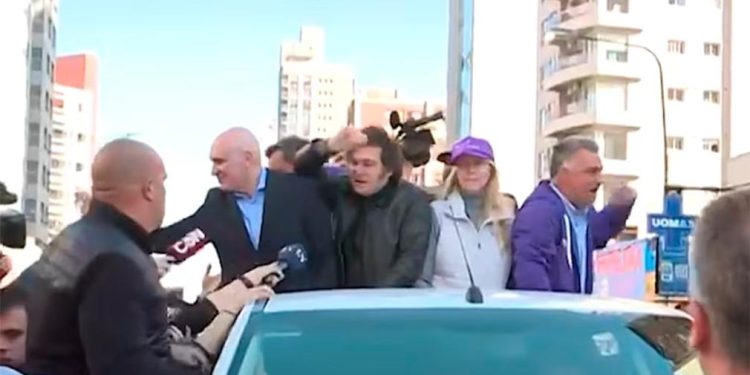 Prevención e inteligencia fallida y ausencia de anillos de seguridad en la caravana de Milei en Lomas. Atentado contra el Presidente.