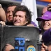 “Todo lo que dice Spagnuolo es mentira; lo vamos a llevar a la Justicia” y luego las pedradas, e insultos obligan a evacuar a Milei