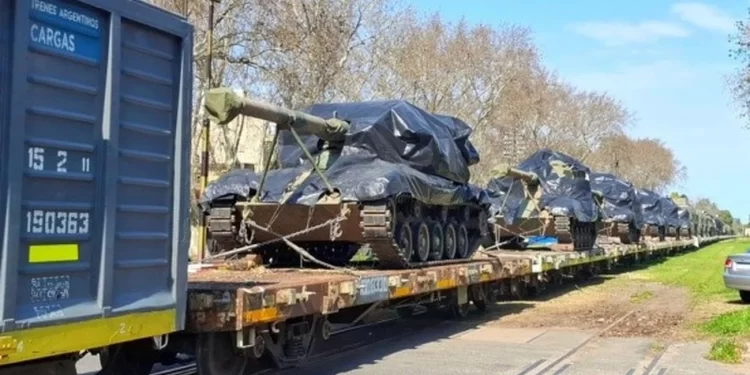 Defensa: Intento de robo a tren militar en Santa Fe genera debate por una custodia irresponsable y mal organizada