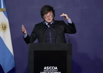 El círculo rojo consolida su apoyo a Javier Milei en el Council de las Américas. Preocupación por los terremotos políticos