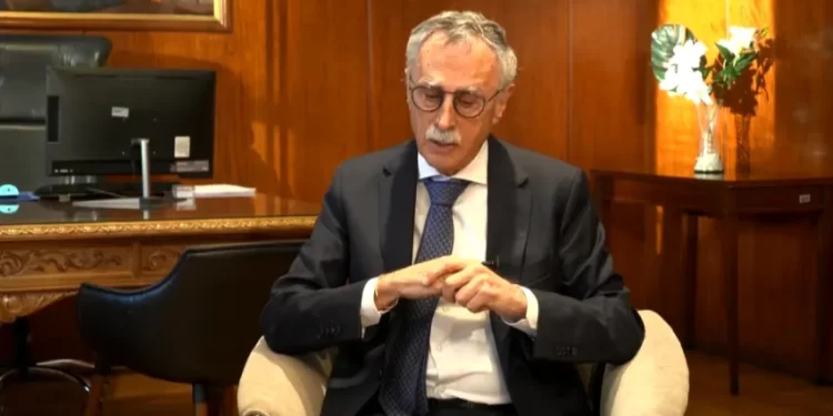 Exempleada de HLB Pharma denuncia complicidad de ANMAT y graves irregularidades en la producción