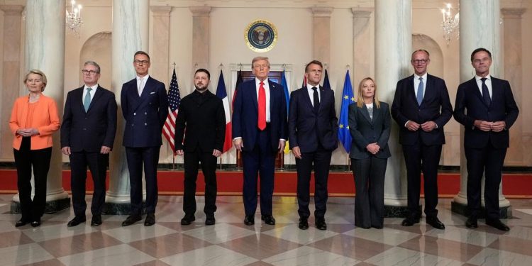 Cumbre de Casa Blanca: Trump plantea garantías de seguridad para Ucrania, Macron propone un formato europeo más amplio