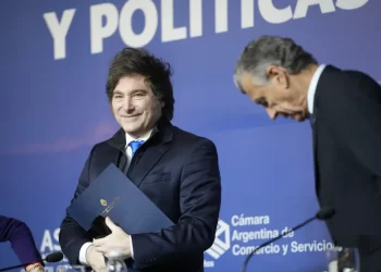 Milei acusó al kirchnerismo de “secuestrar” el Congreso tras el rechazo al veto en la ley de discapacidad