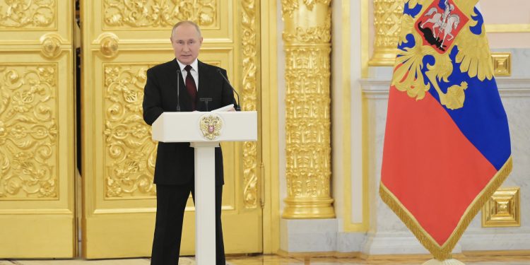 Ucrania exige sanciones a Gazprombank, Rosatom y Roscosmos para frenar la maquinaria asesina del Kremlin