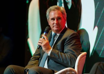 Positivo: Economía logró renovar 114% de vencimientos.