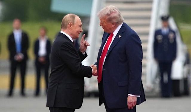 Trump y Putin se reúnen en Alaska en una cumbre clave marcada por la guerra en Ucrania
