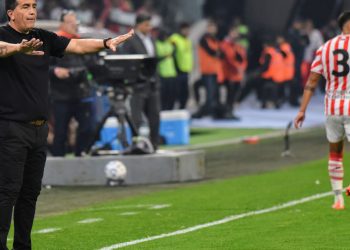 Campodónico, tras la derrota ante River: “Los chicos hicieron lo que les pedí” y “me daban ganas de jugar”