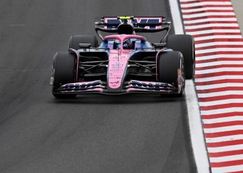 Colapinto sufrió un accidente en Hungría y debió ser revisado por los médicos