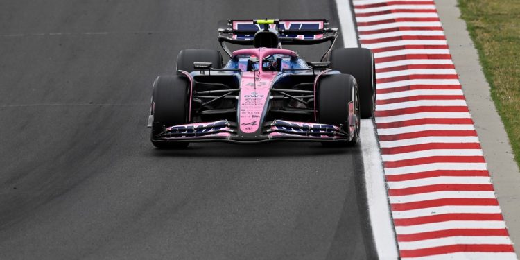 Colapinto sufrió un accidente en Hungría y debió ser revisado por los médicos