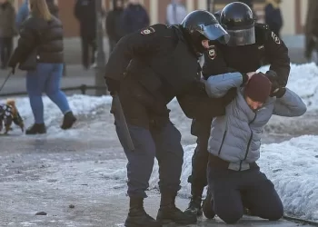 Ucrania detiene a más de medio centenar de militares acusados de colaborar con Rusia