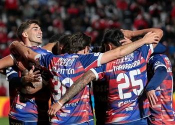 Desde Unión advierten a River: “Practicamos penales todos los jugadores” y “tenemos un dato de Armani”