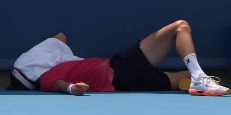 El francés Rinderknech se desmayó y se retiró