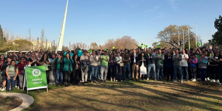 El Frente Verde inició su campaña electoral en el Parque Central